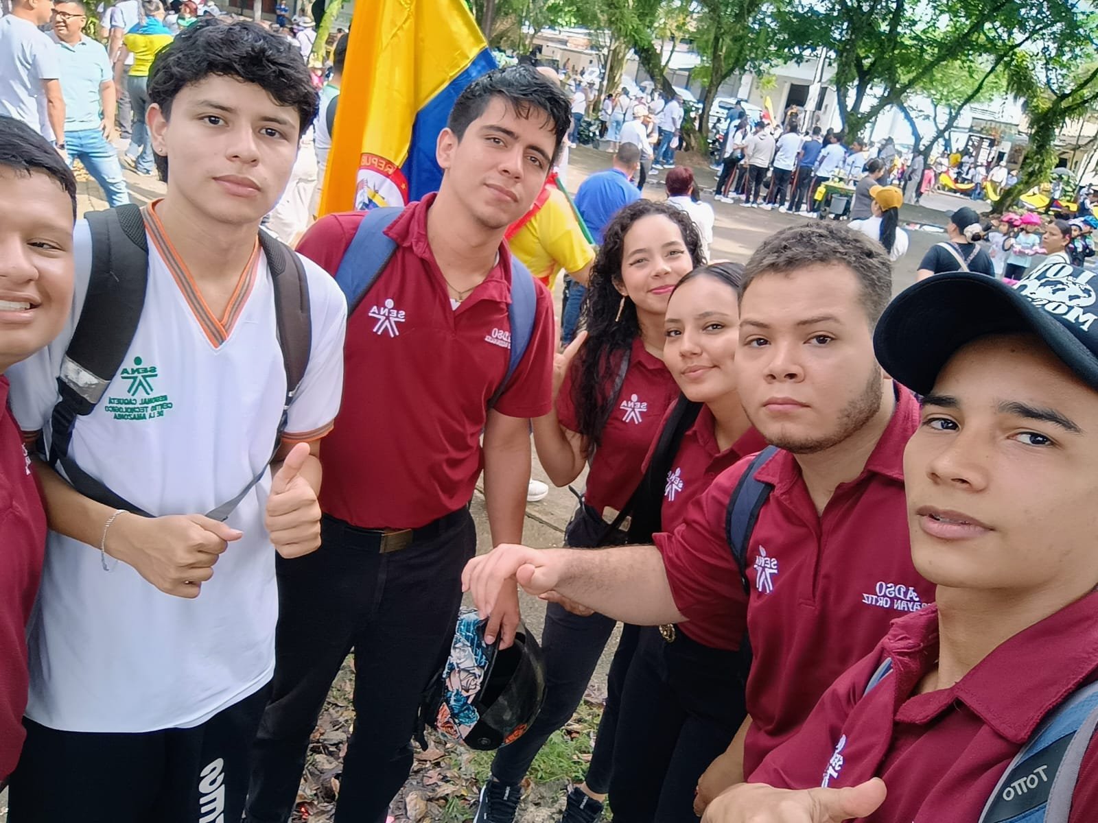 Imagen de siembra de arboles en el SENA